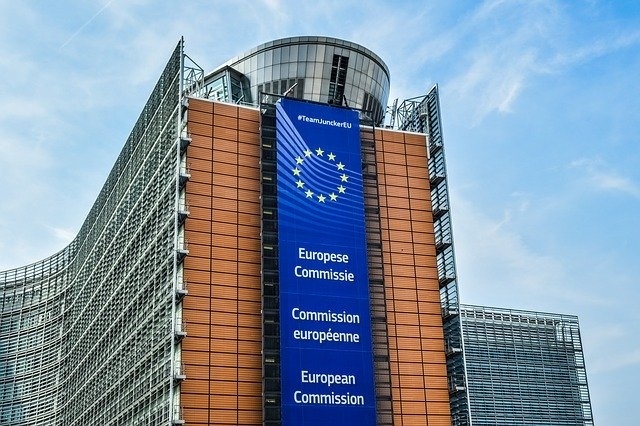 Eвропейската комисия предприема действия, за да гарантира доставките на медицински предпазни консумативи в ЕС