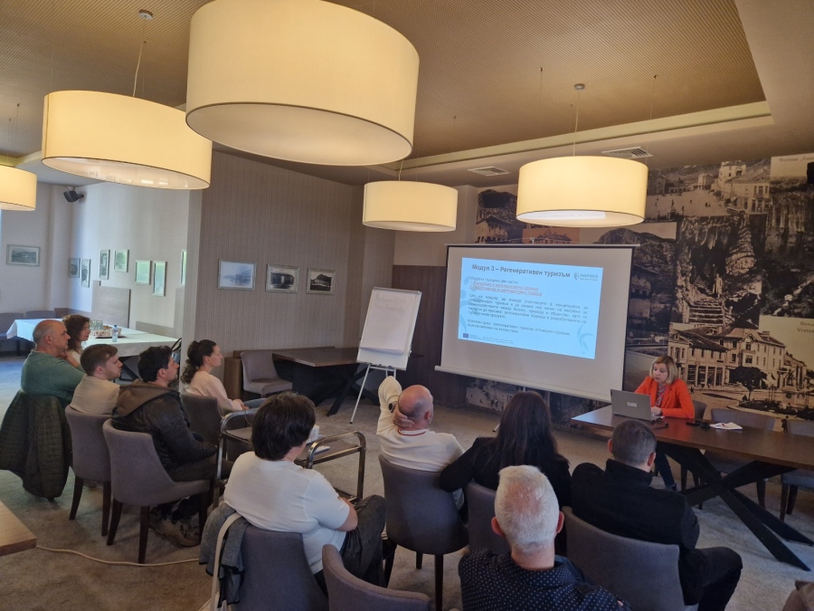 Бенефициенти на финансова подкрепа по проект INSPIRES участваха в обучение по устойчивост и Climate Fresk уъркшоп във Враца